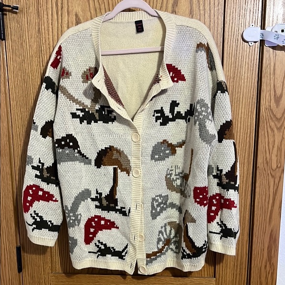 ROMWE Sweaters - Mushroom Cardigan 🍄